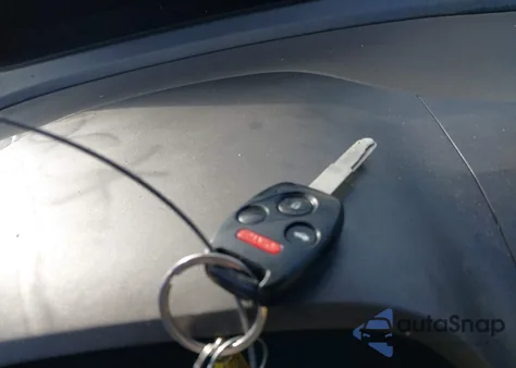 2007 Honda Civic Hybrid from USA, damaged, VIN JHMFA36247S015793